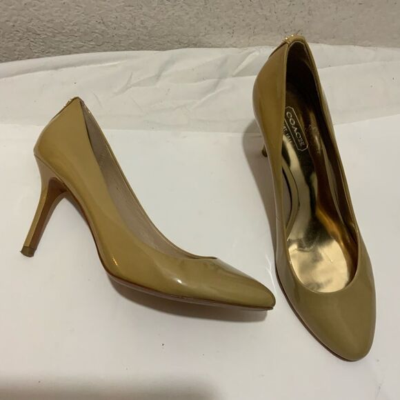 Coach New York Grand patent beige kitten heel pointy toe pumps heels Size 8 B - Picture 4 of 14